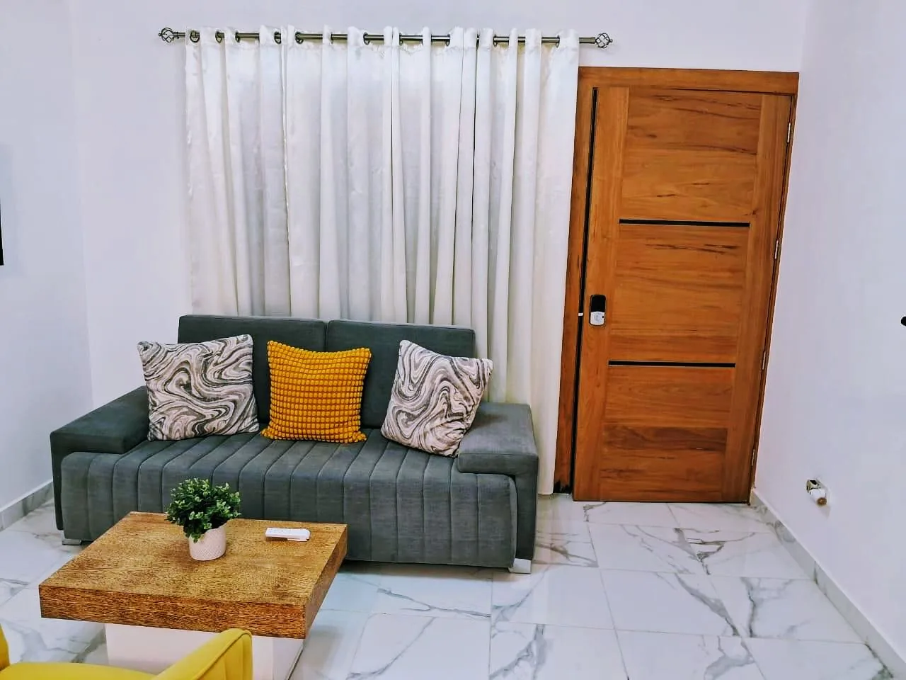 Furnished 2-Bedroom House with Pool in Primaveral II – foto 3 – Punta Cana